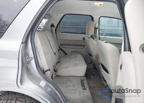 2012 Ford Escape Xlt z USA, uszkodzony, nr VIN 1FMCU0D70CKA38843